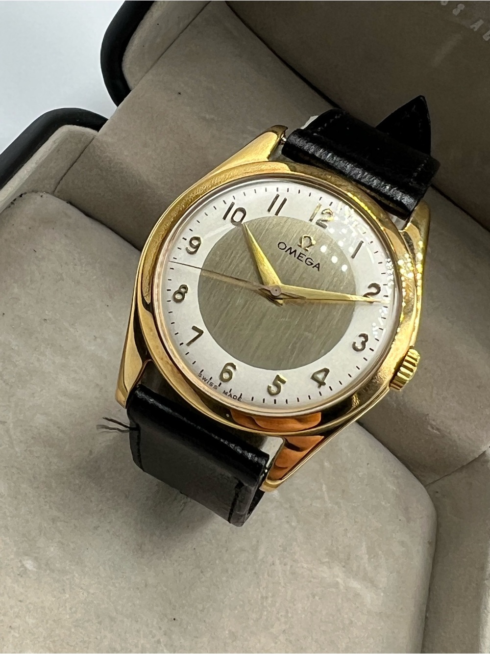 Rare Vintage Omega 9K Solid Gold Cal. 420 Manual Wind Swiss Made